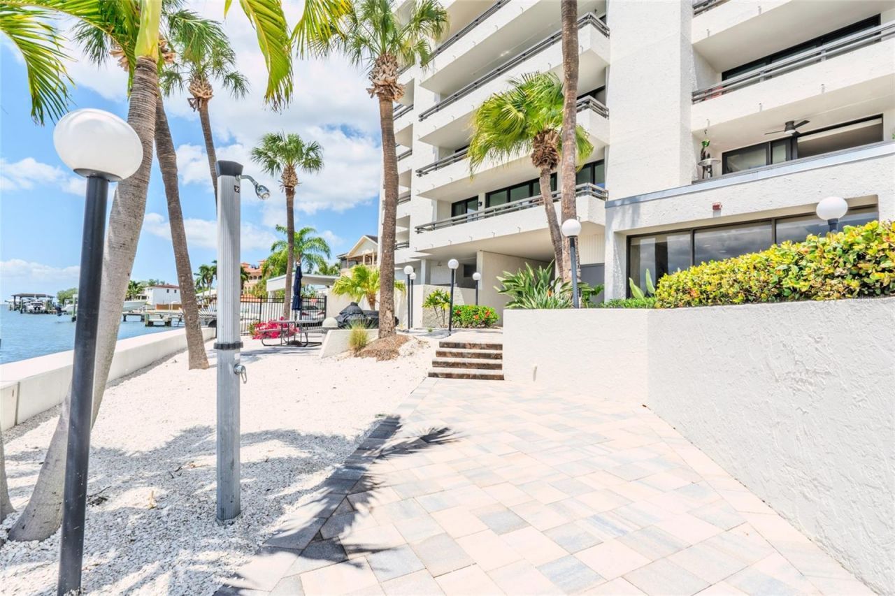 5700 Mariner Street, Unit 503A, Tampa, FL 33609 Photo