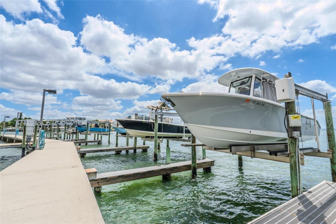 5700 Mariner Street, Unit 503A, Tampa, FL 33609 Photo