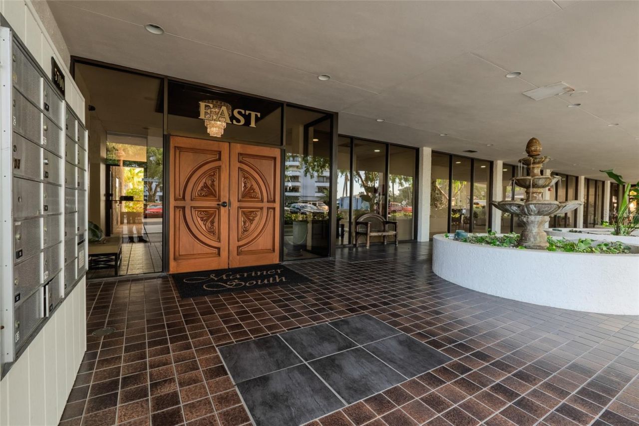 5700 Mariner Street, Unit 503A, Tampa, FL 33609 Photo