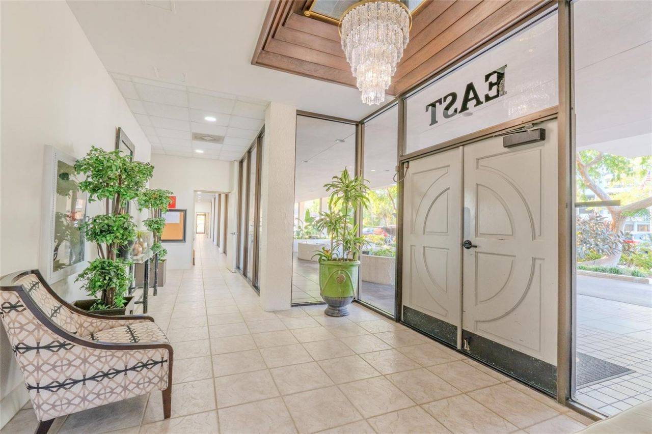5700 Mariner Street, Unit 503A, Tampa, FL 33609 Photo