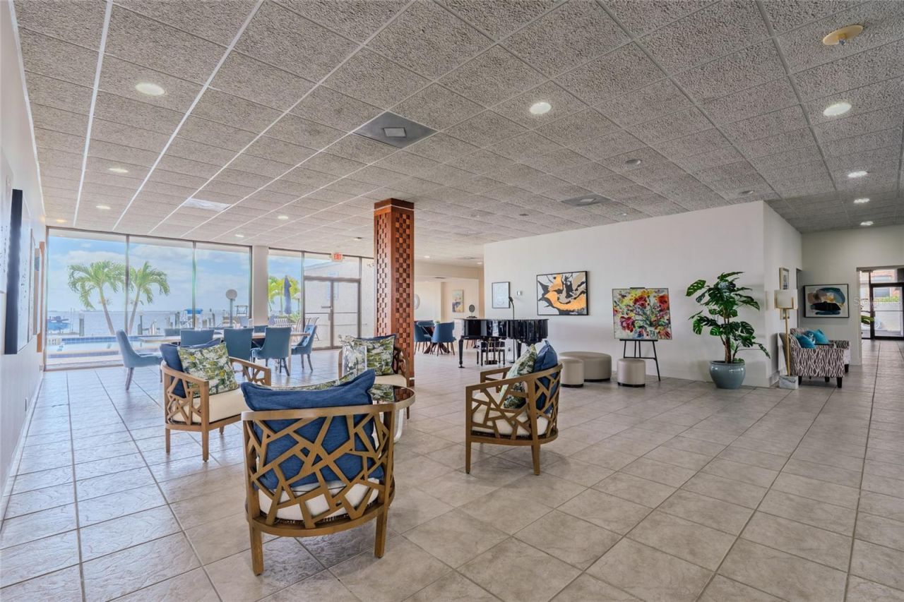 5700 Mariner Street, Unit 503A, Tampa, FL 33609 Photo