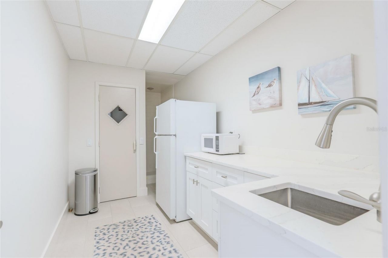5700 Mariner Street, Unit 503A, Tampa, FL 33609 Photo