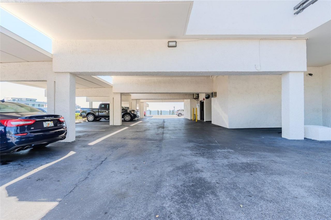 5700 Mariner Street, Unit 503A, Tampa, FL 33609 Photo