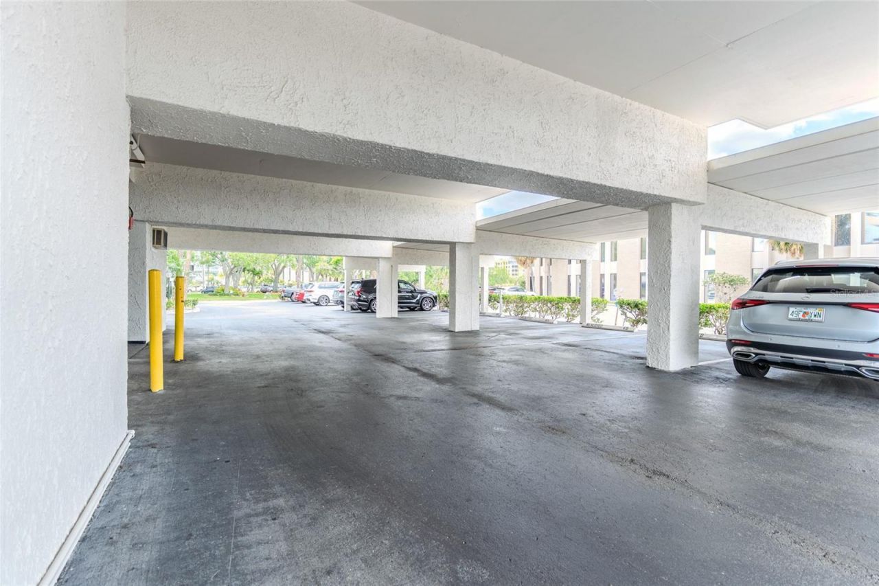 5700 Mariner Street, Unit 503A, Tampa, FL 33609 Photo