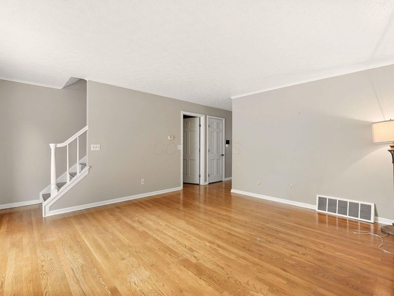 5366 Yorkshire Vill Lane, Unit # B-22, Columbus, OH 43232 Photo 11