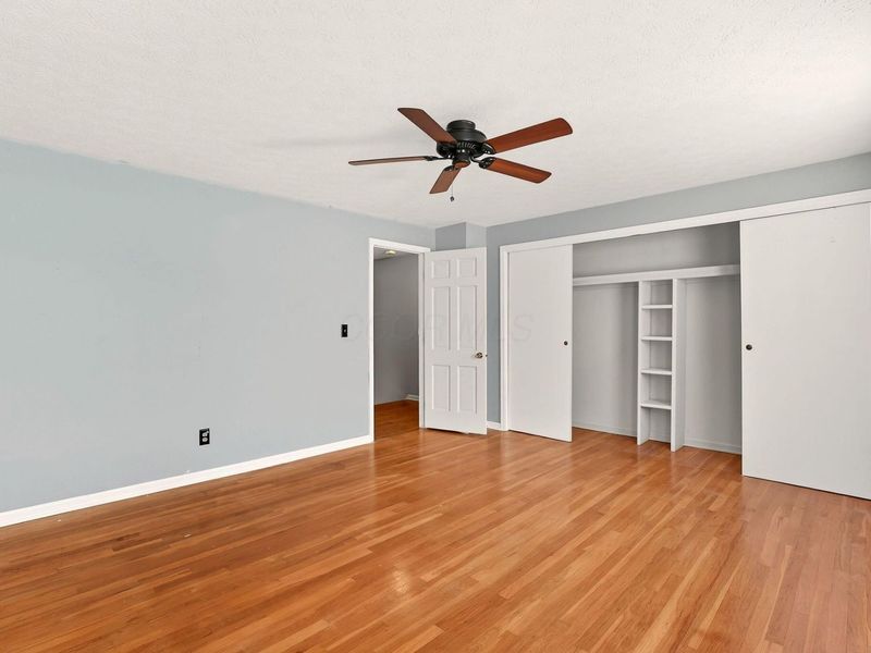 5366 Yorkshire Vill Lane, Unit # B-22, Columbus, OH 43232 Photo 14