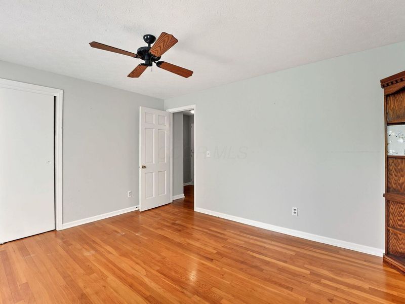 5366 Yorkshire Vill Lane, Unit # B-22, Columbus, OH 43232 Photo 17