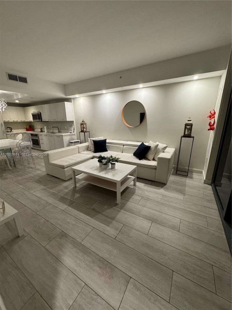 55 SW 9th St , Unit 1204, Miami, FL 33130 Photo