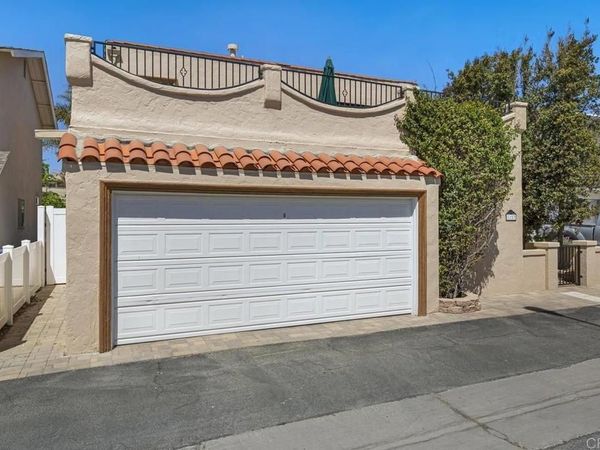 1157 Winthrop Lane, Ventura, CA 93001