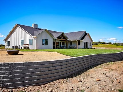5564 Meagan Ln, Burson, CA 95225 Photo