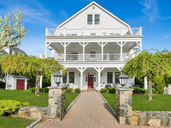 2 Harbor Lane , Unit 102, New Rochelle, NY 10805