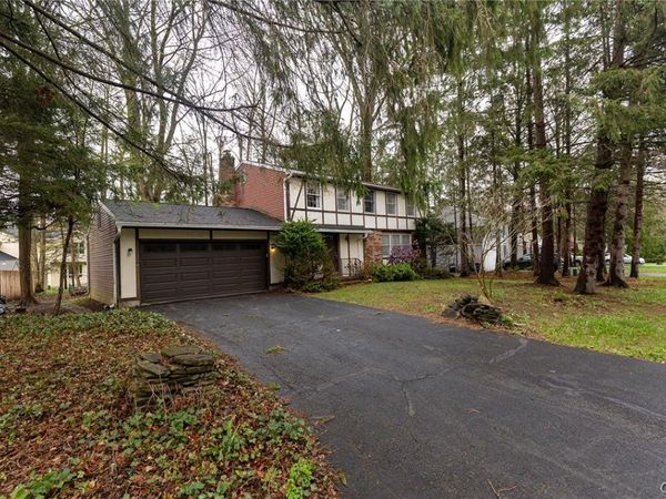 22 Endora Drive, Baldwinsville, NY 13027