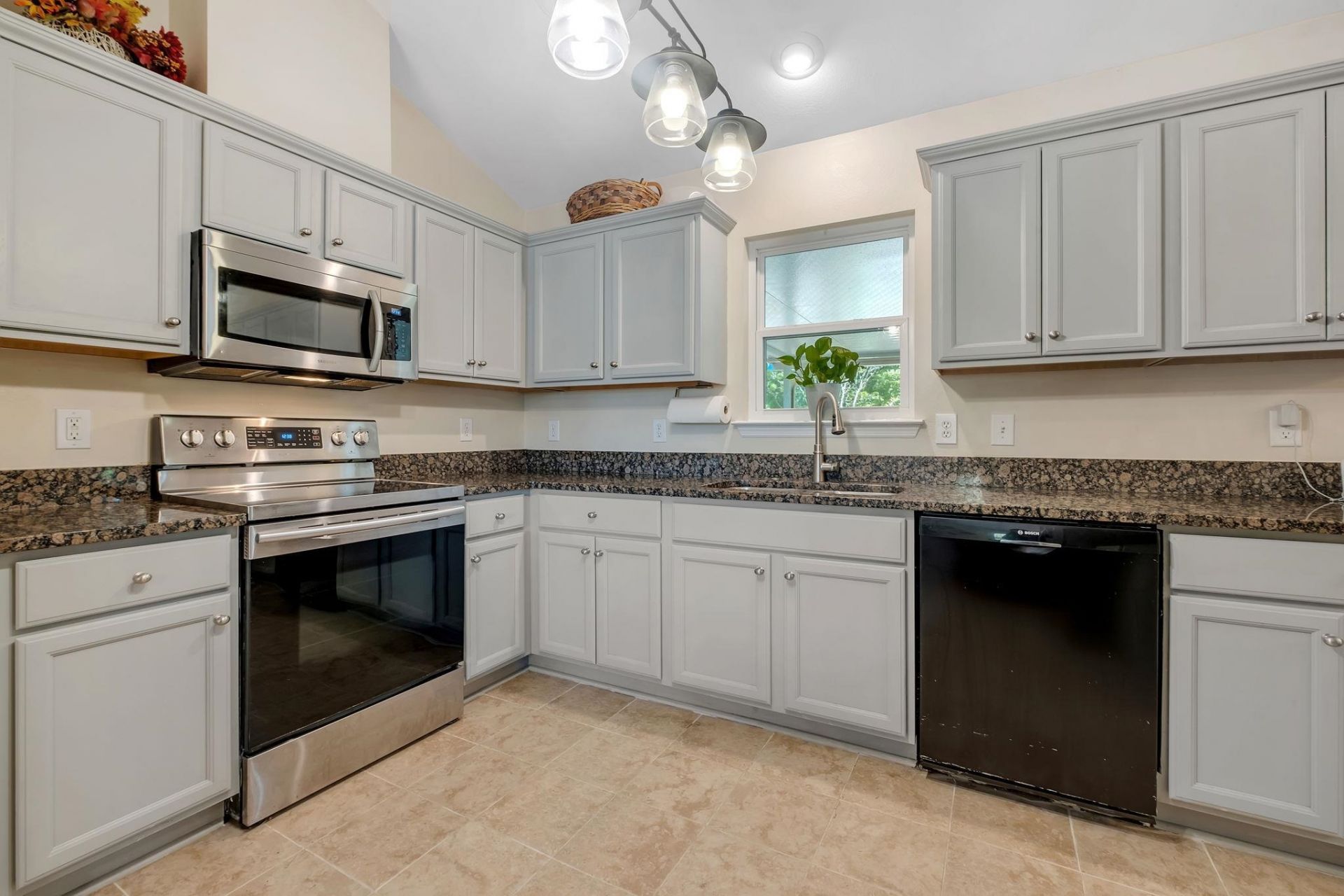 1571 Lake Mccollum Court, Tallahassee, FL 32310 Photo