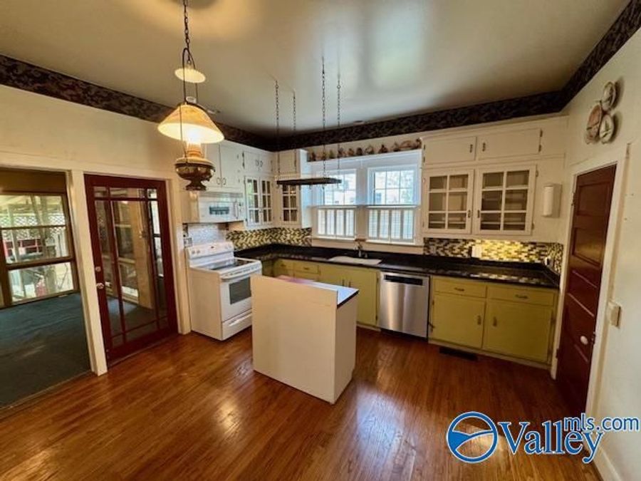 Property Image 16