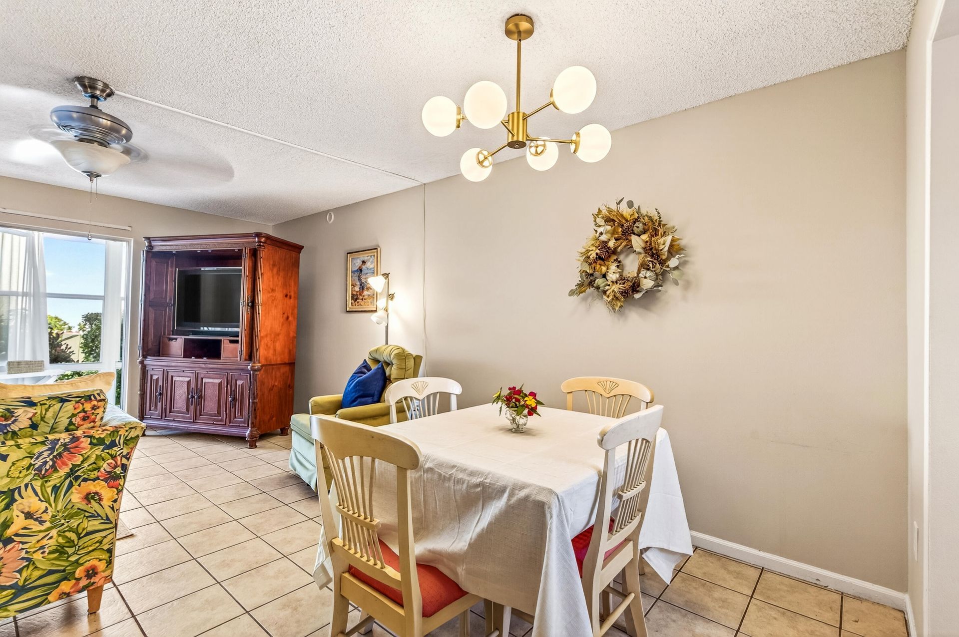 1901 Indian River Boulevard, Unit 105-e, Vero Beach, FL 32960 Photo