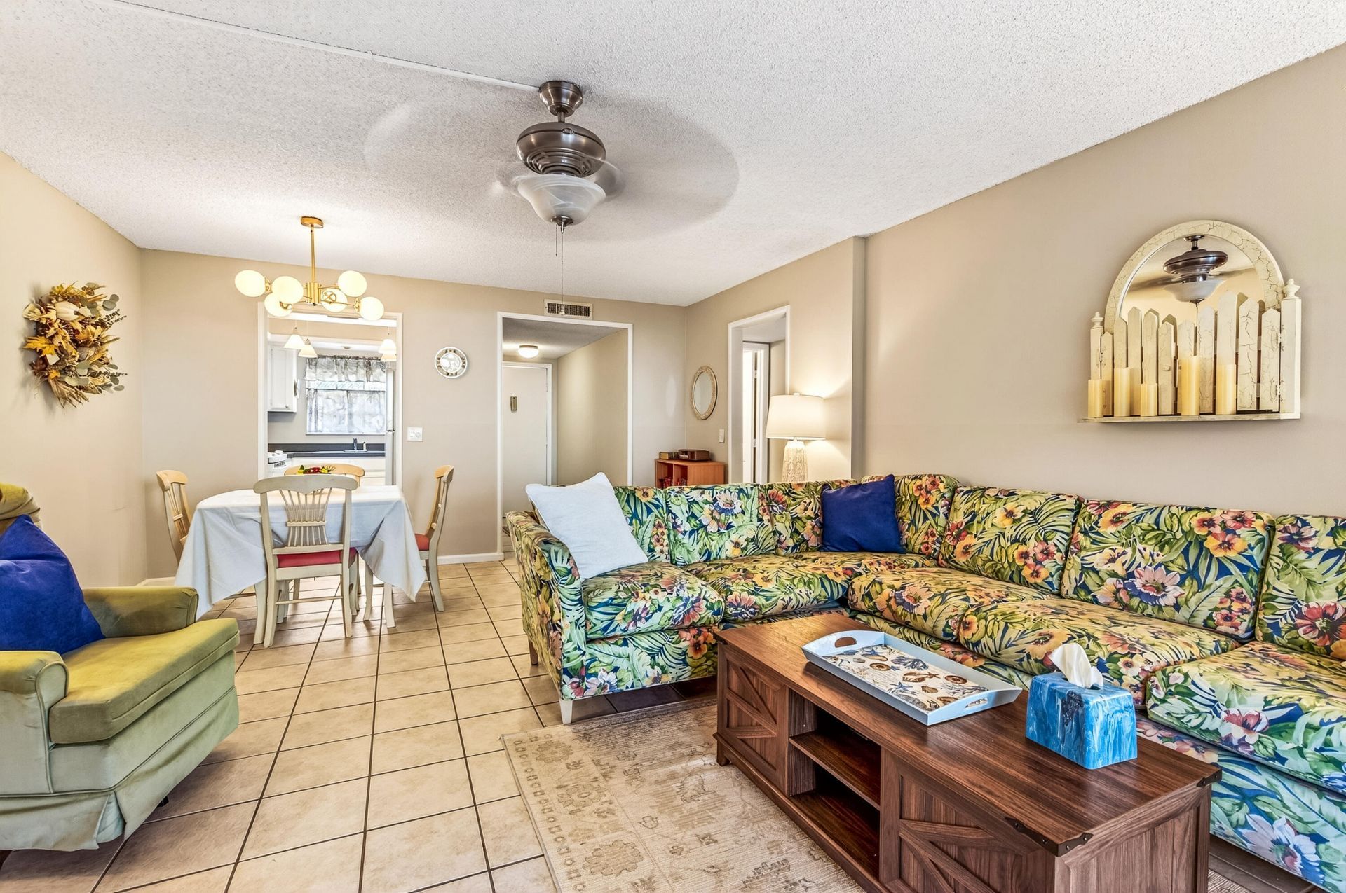 1901 Indian River Boulevard, Unit 105-e, Vero Beach, FL 32960 Photo