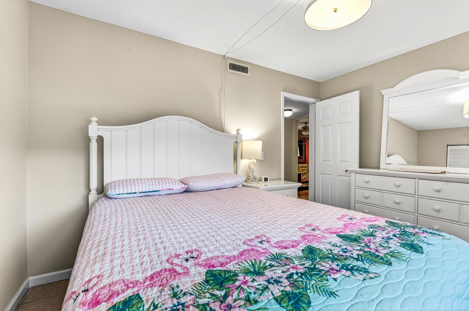 1901 Indian River Boulevard, Unit 105-e, Vero Beach, FL 32960 Photo