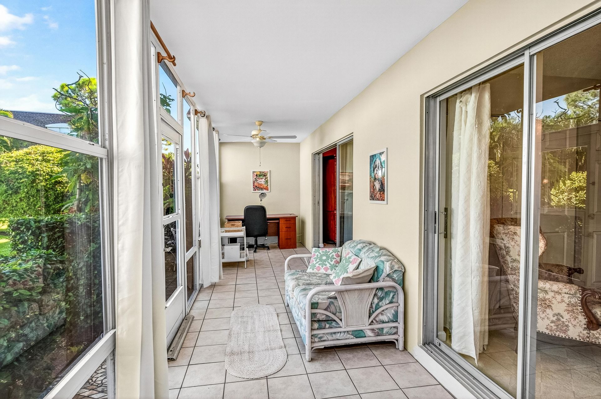 1901 Indian River Boulevard, Unit 105-e, Vero Beach, FL 32960 Photo