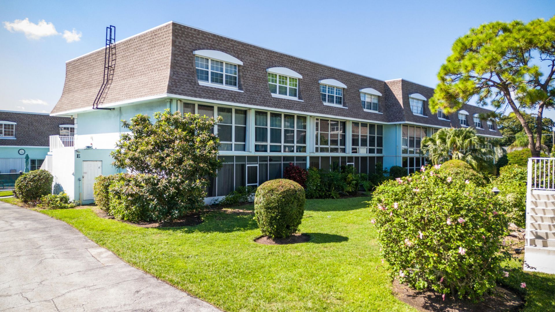 1901 Indian River Boulevard, Unit 105-e, Vero Beach, FL 32960 Photo