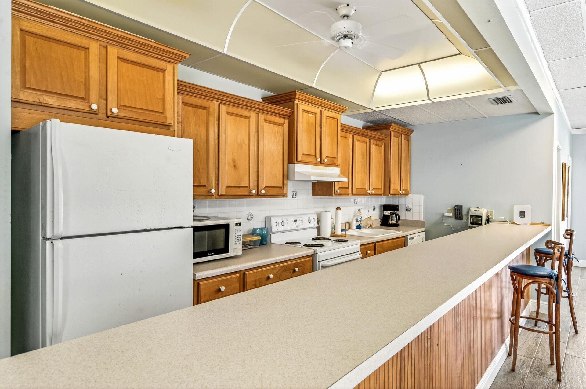 1901 Indian River Boulevard, Unit 105-e, Vero Beach, FL 32960 Photo