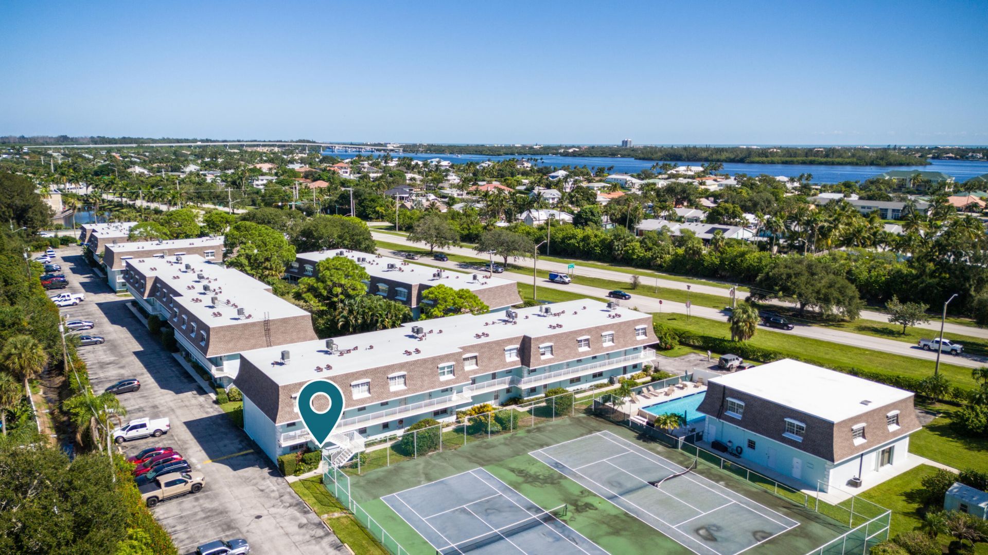 1901 Indian River Boulevard, Unit 105-e, Vero Beach, FL 32960 Photo