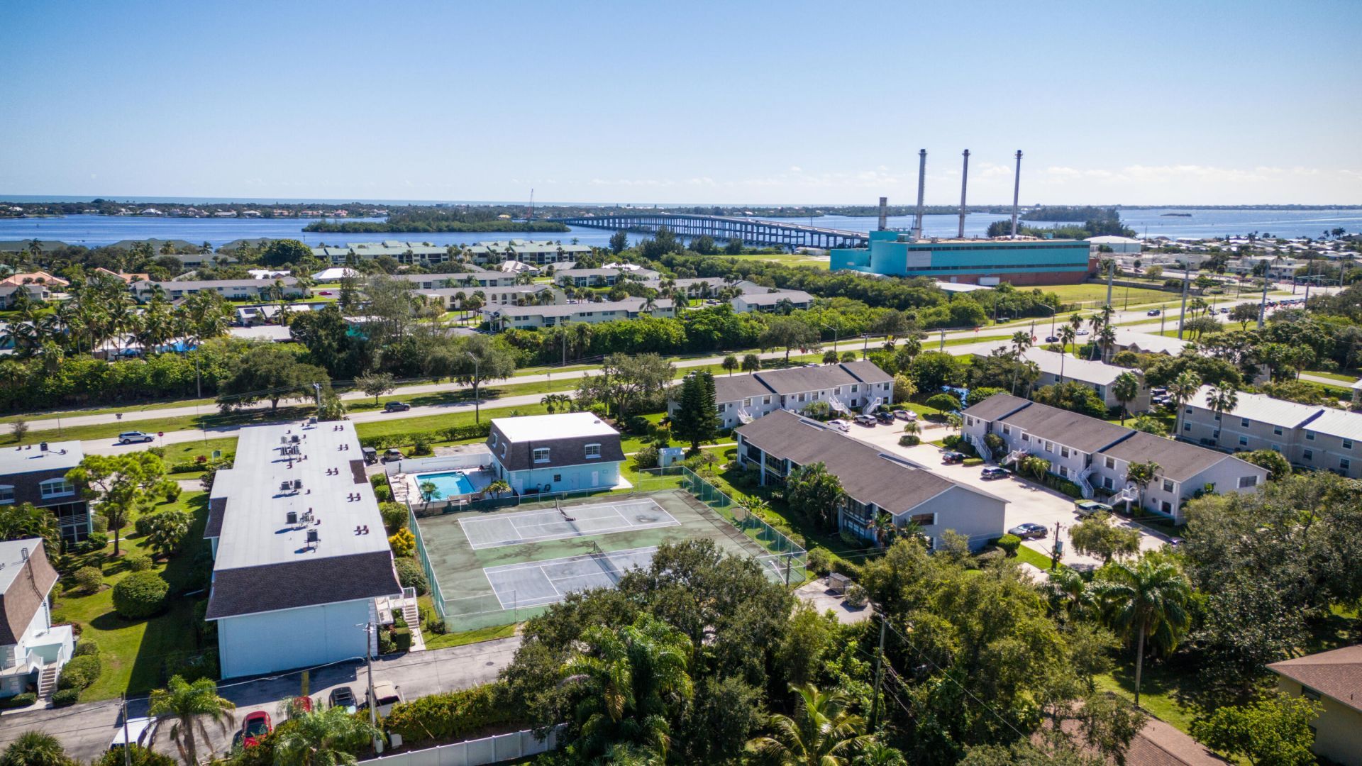 1901 Indian River Boulevard, Unit 105-e, Vero Beach, FL 32960 Photo