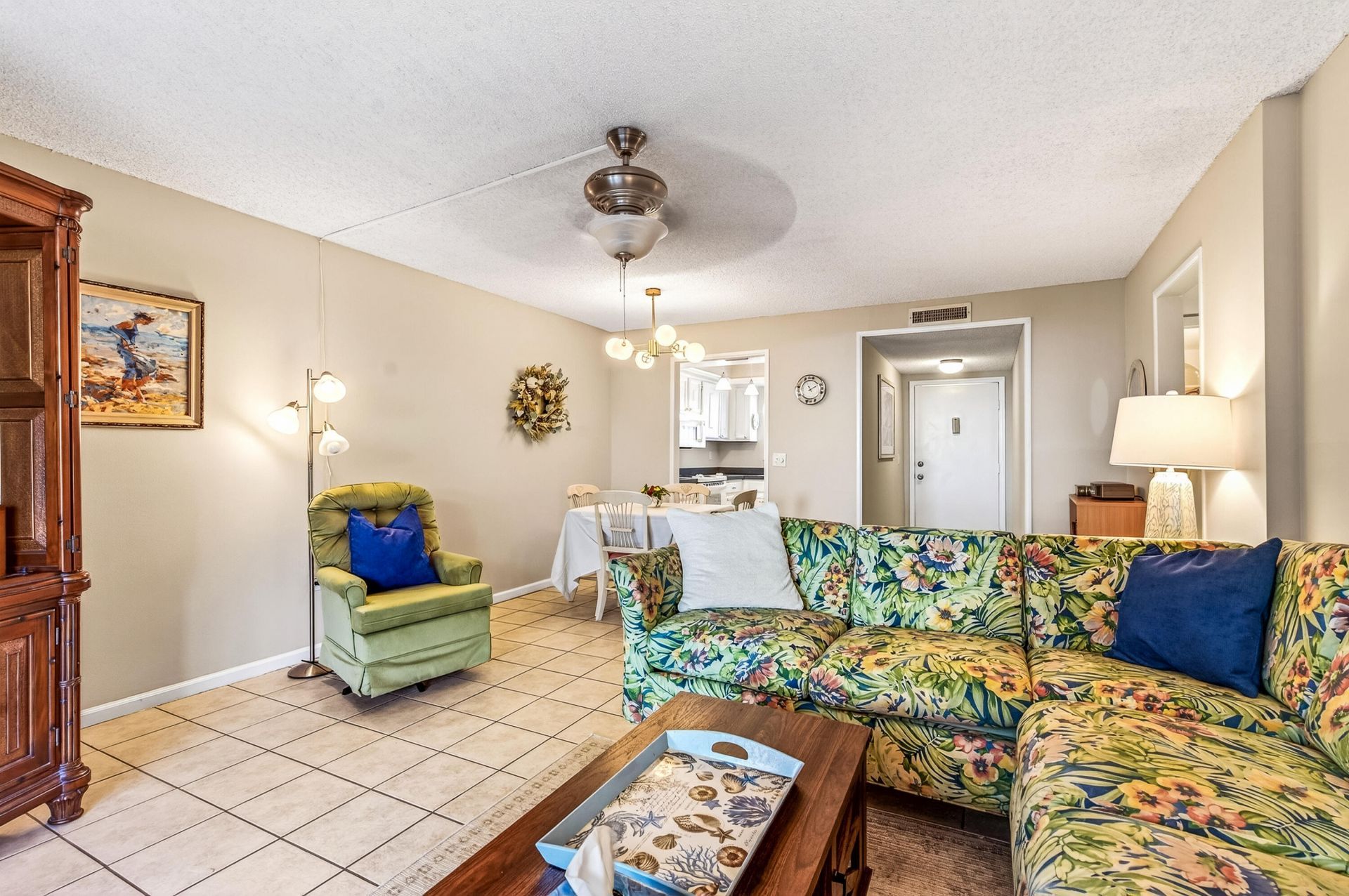 1901 Indian River Boulevard, Unit 105-e, Vero Beach, FL 32960 Photo