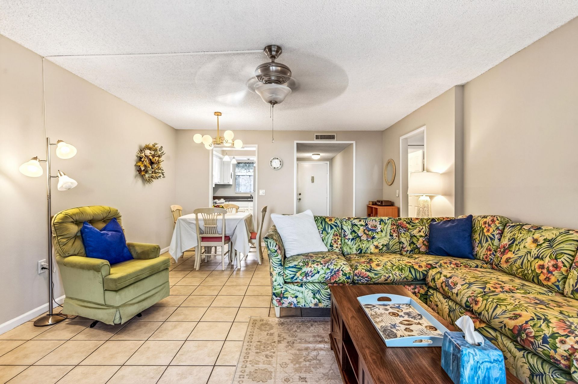 1901 Indian River Boulevard, Unit 105-e, Vero Beach, FL 32960 Photo