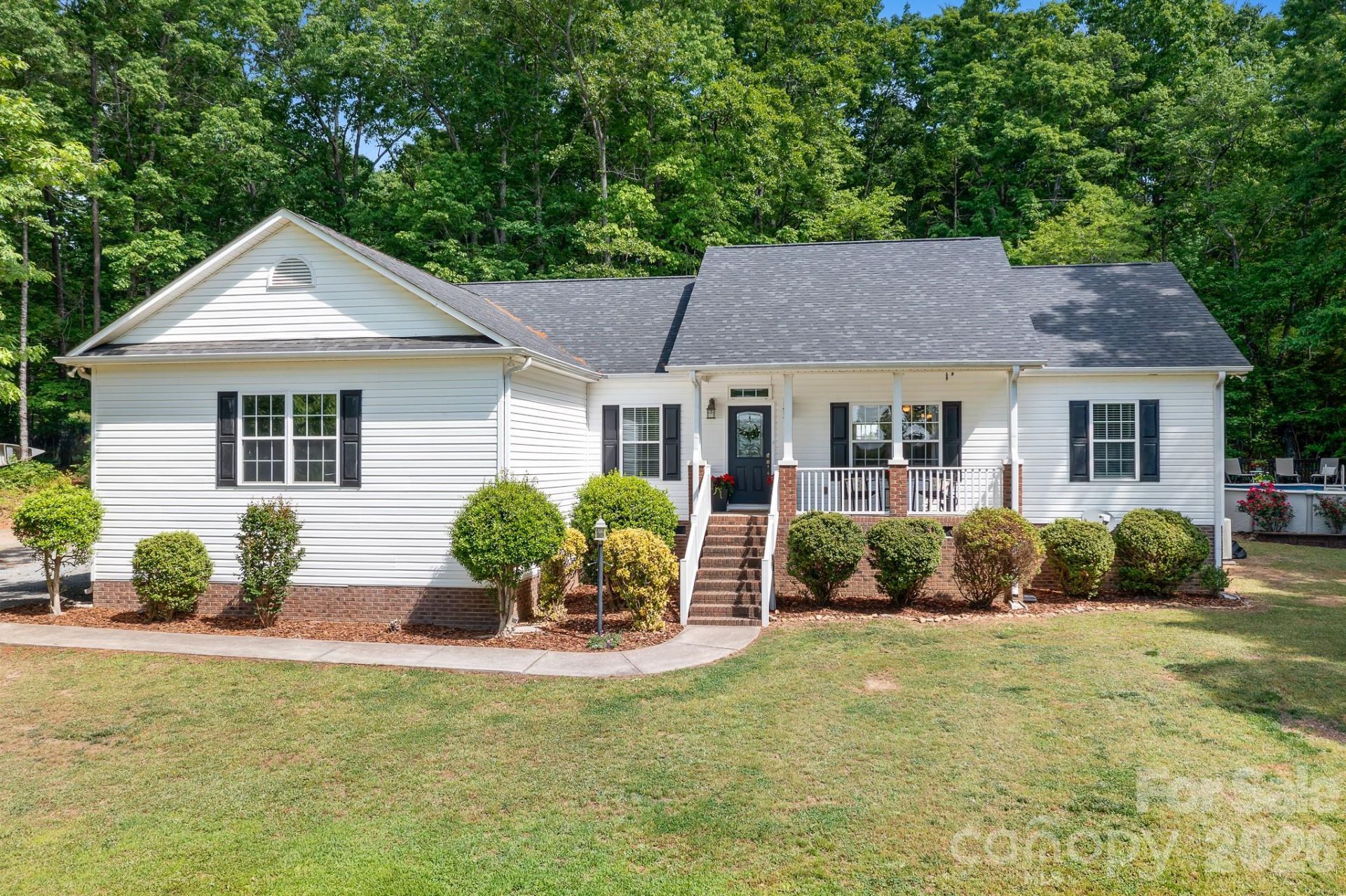 15877 Mallory Lane, Mount Pleasant, NC 28124 Main Photo