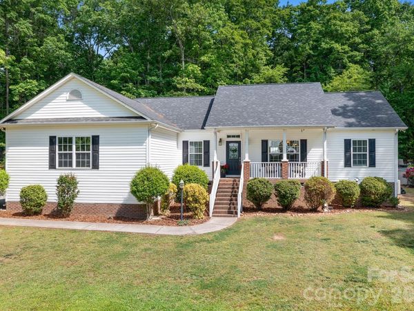 15877 Mallory Lane, Mount Pleasant, NC 28124