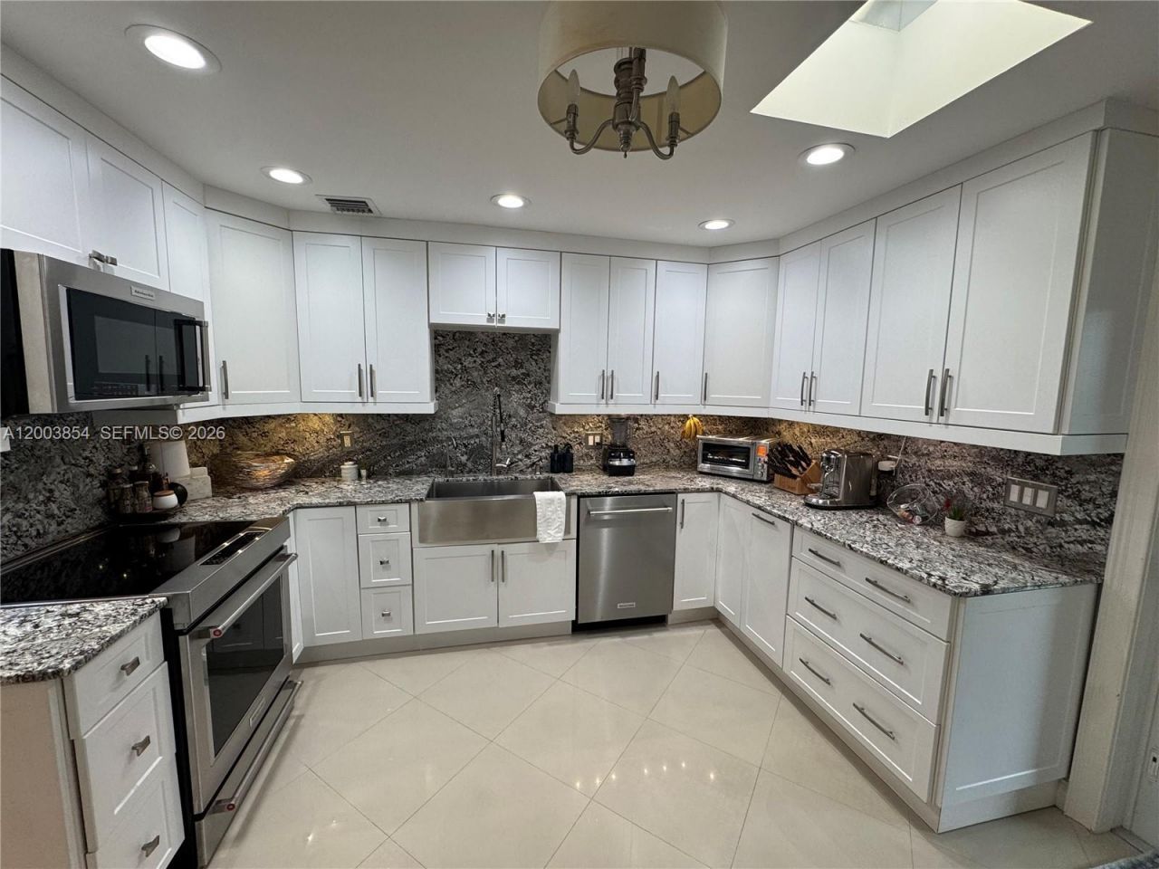 18620 NW 47th Ct, Miami Gardens, FL 33055 Photo