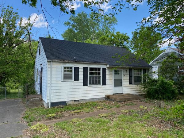 19 Maple St , Clarksville, TN 37042