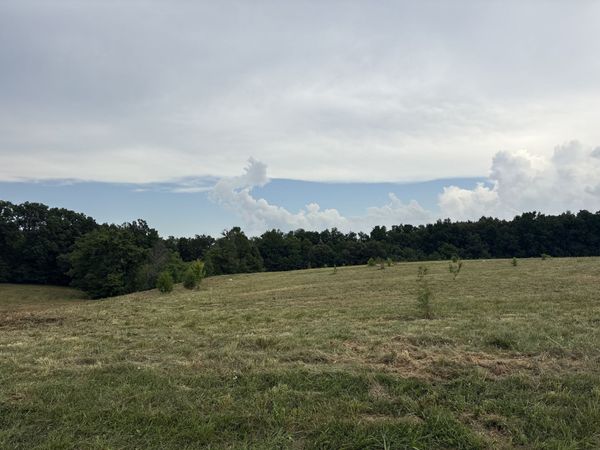 210 Nubia Rd, Westmoreland, TN 37186