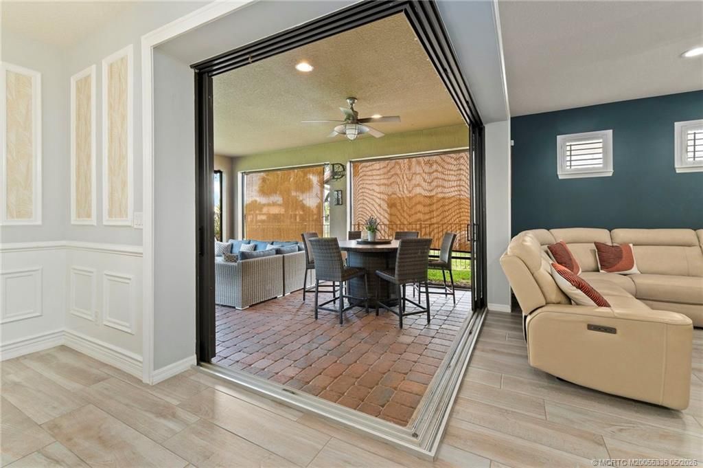 303 SE Courances Drive, Port Saint Lucie, FL 34984 Photo