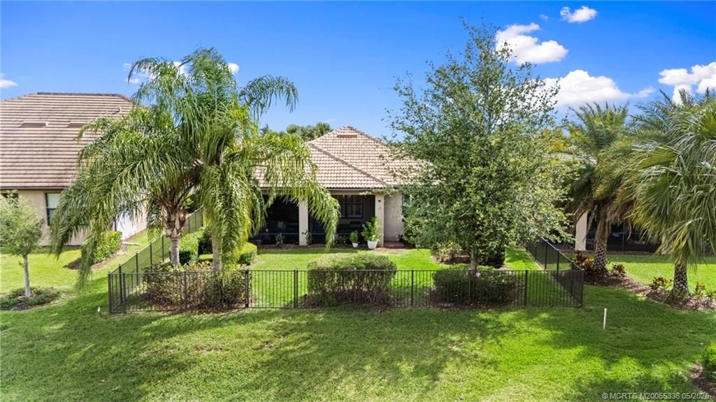 303 SE Courances Drive, Port Saint Lucie, FL 34984 Photo
