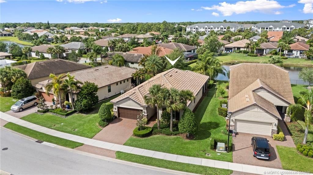 303 SE Courances Drive, Port Saint Lucie, FL 34984 Photo