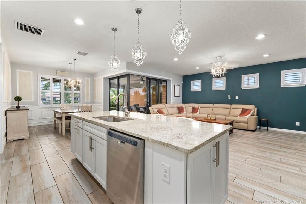 303 SE Courances Drive, Port Saint Lucie, FL 34984 Photo