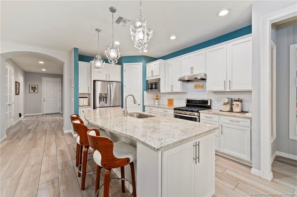 303 SE Courances Drive, Port Saint Lucie, FL 34984 Photo