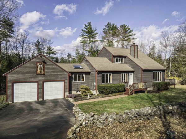 81 Deer Ridge Drive, Barrington, NH 03825
