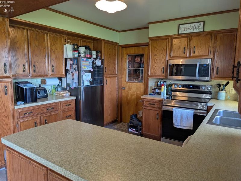 6172 County Road 191, Bellevue, OH 44811 Photo 8