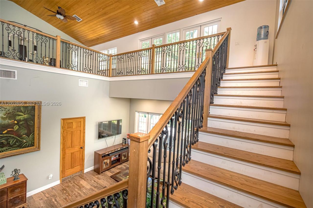 2221 SW 28th Way, Fort Lauderdale, FL 33312 Photo