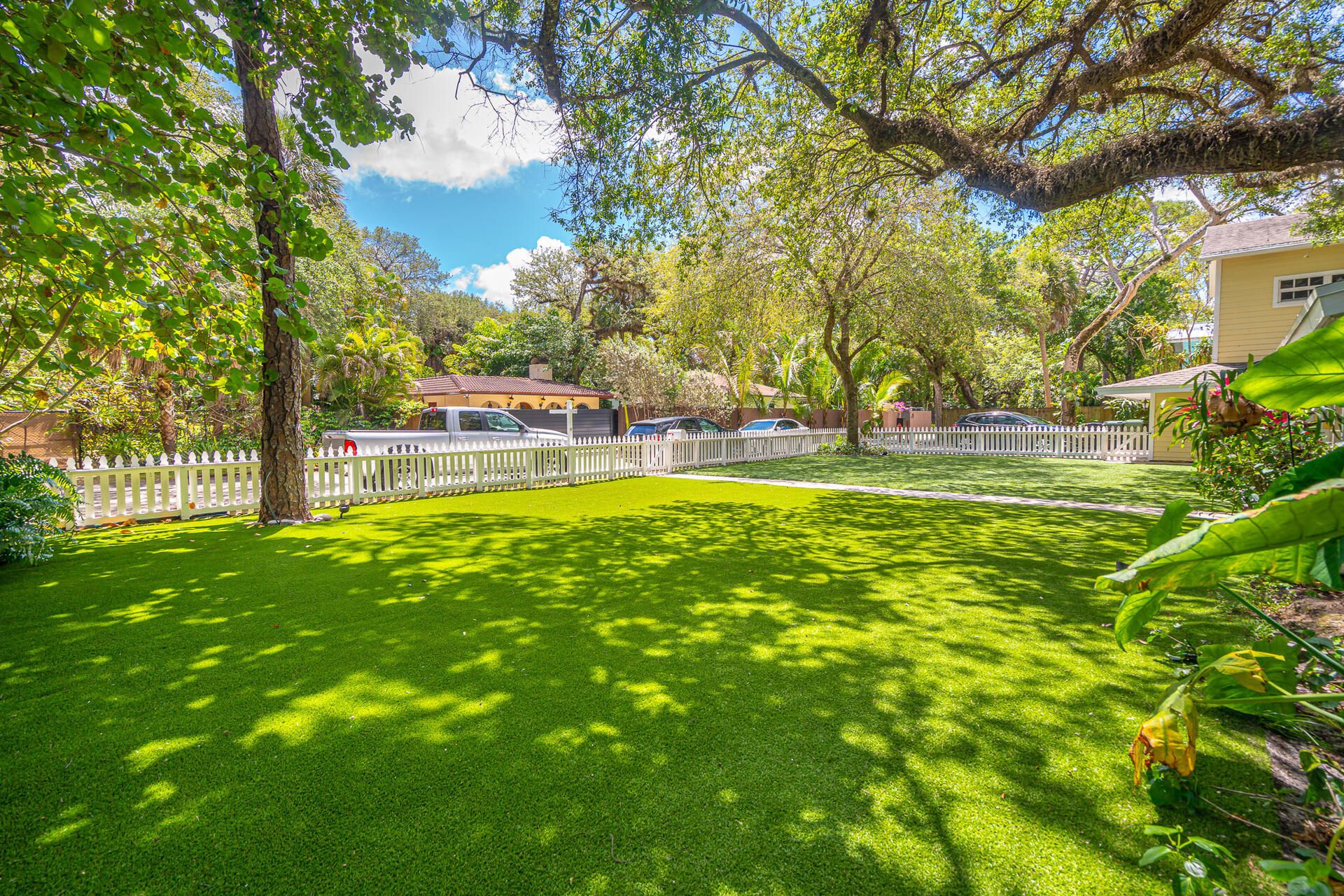 2221 SW 28th Way, Fort Lauderdale, FL 33312 Photo