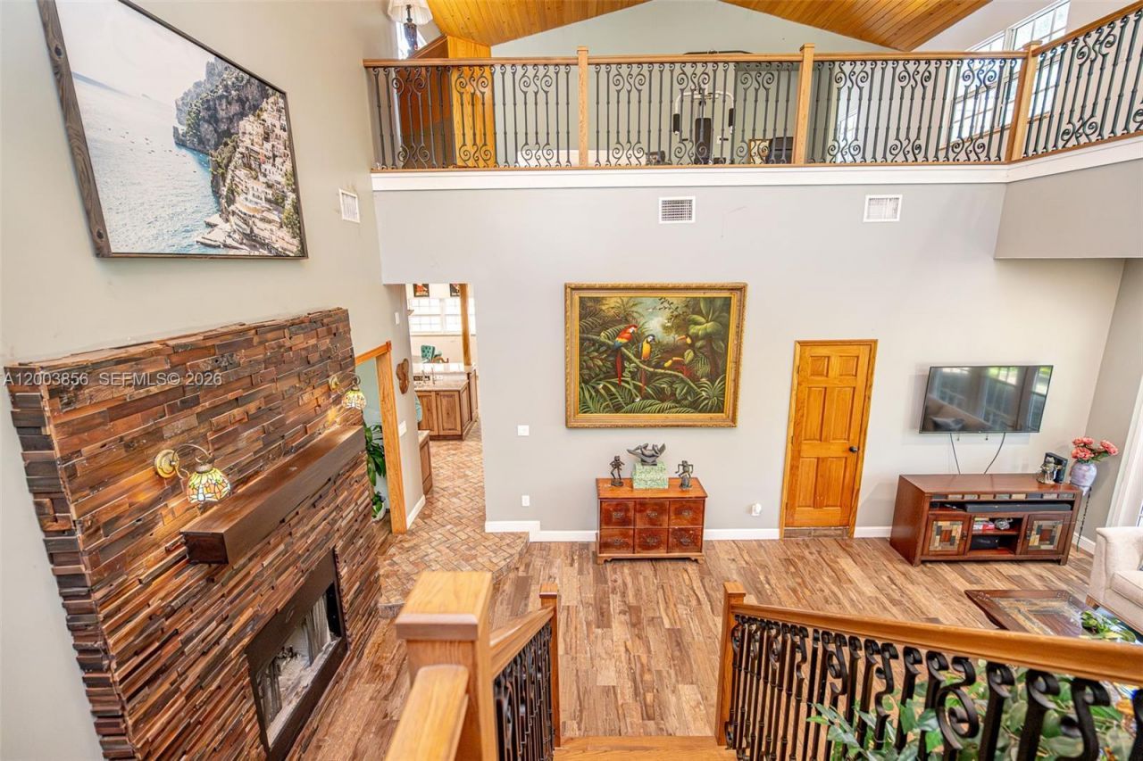 2221 SW 28th Way, Fort Lauderdale, FL 33312 Photo