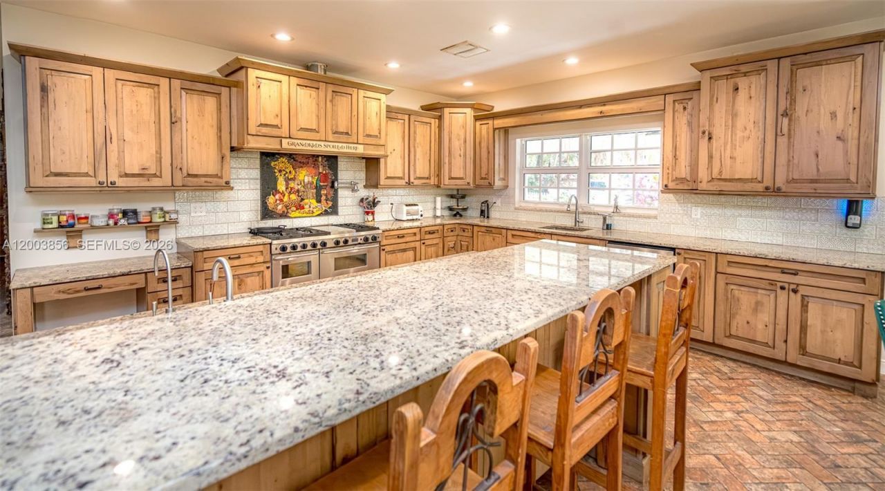 2221 SW 28th Way, Fort Lauderdale, FL 33312 Photo