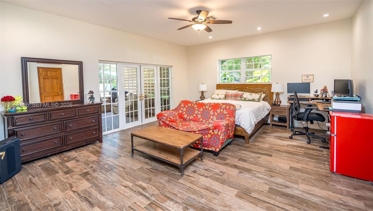 2221 SW 28th Way, Fort Lauderdale, FL 33312 Photo