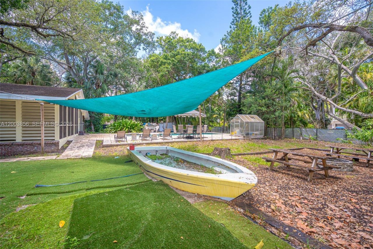 2221 SW 28th Way, Fort Lauderdale, FL 33312 Photo