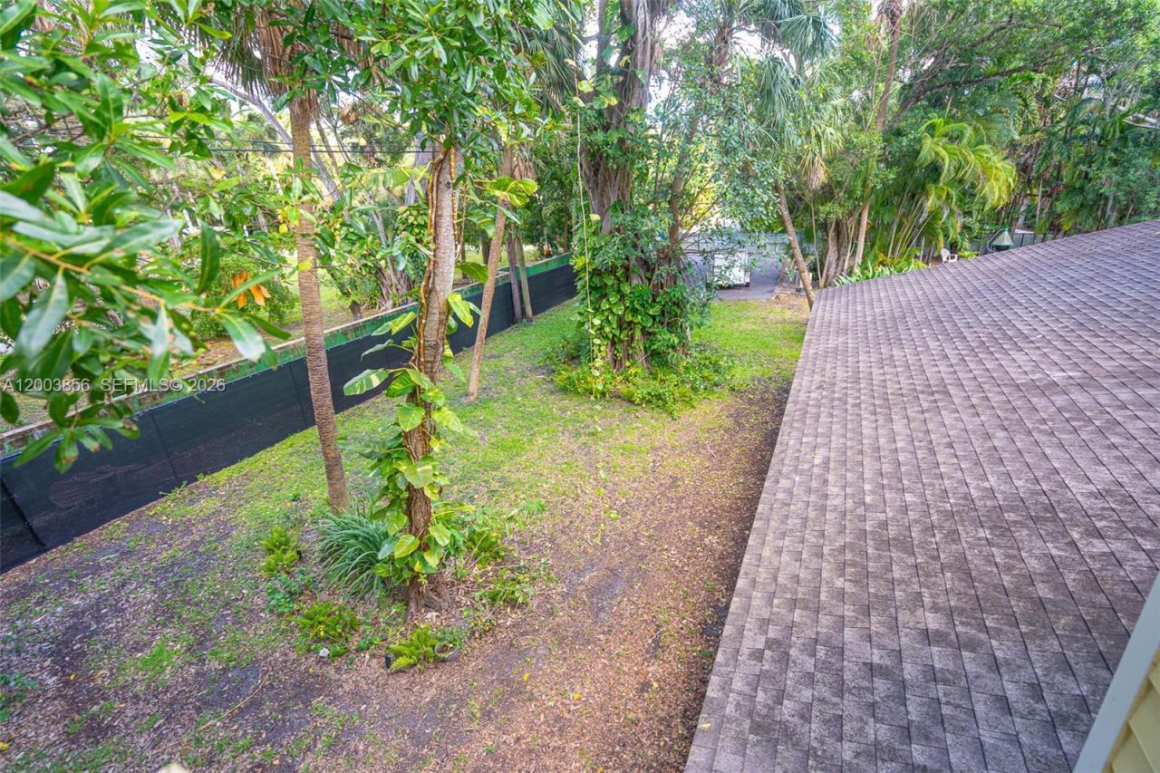 2221 SW 28th Way, Fort Lauderdale, FL 33312 Photo