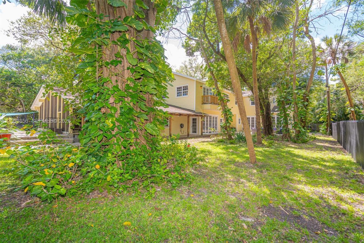 2221 SW 28th Way, Fort Lauderdale, FL 33312 Photo