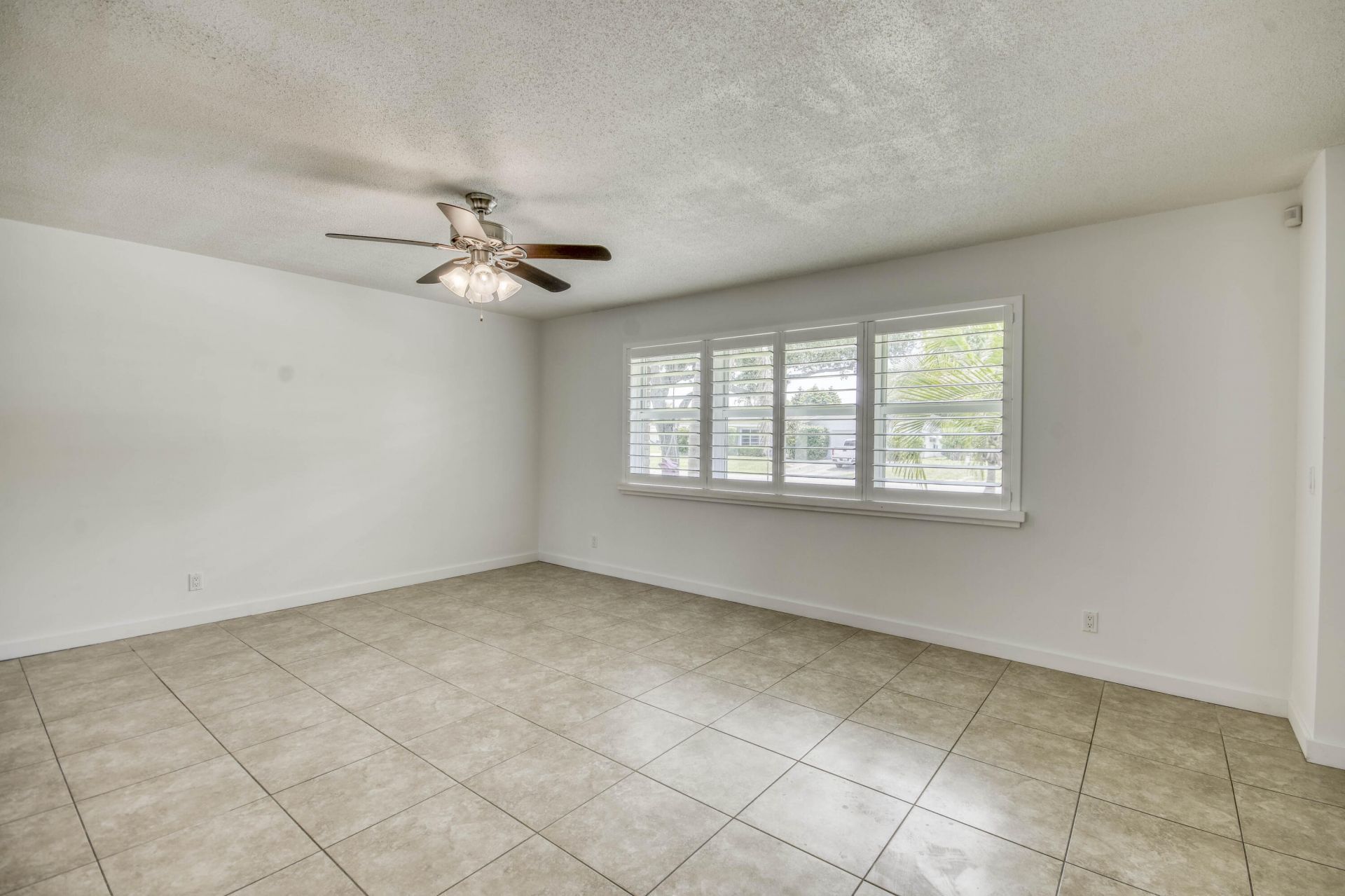 4359 Daffodil Circle N, Palm Beach Gardens, FL 33410 Photo