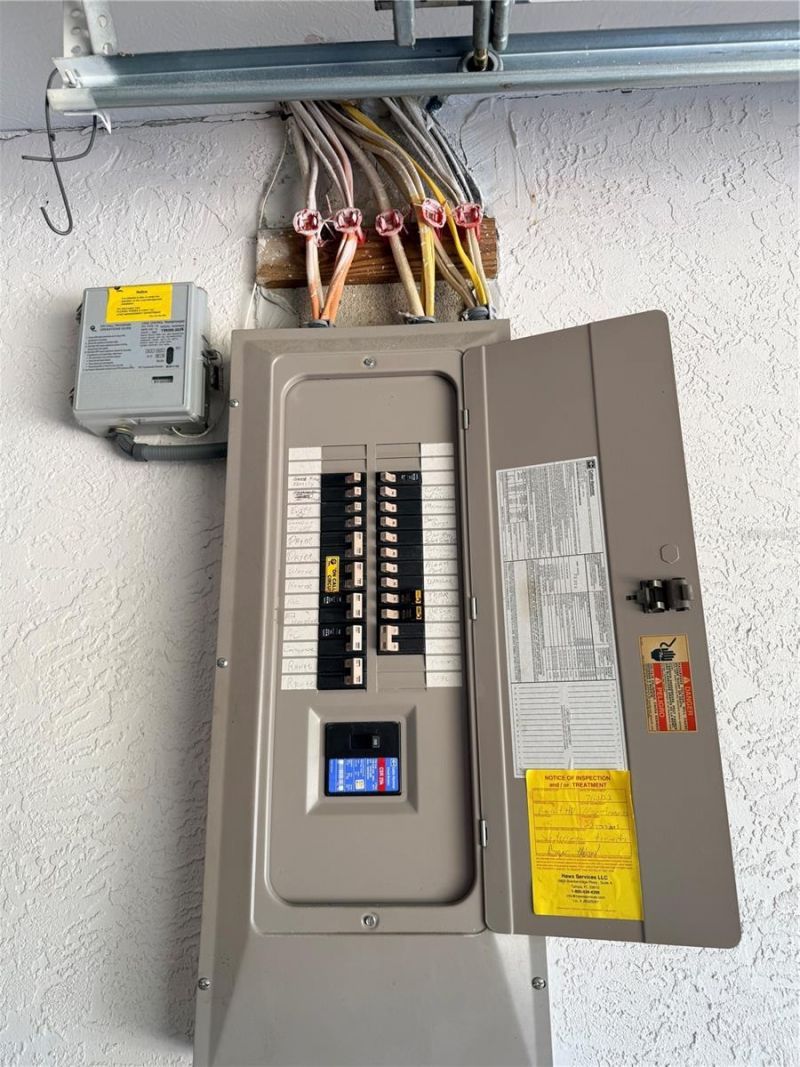 1104 67th Avenue W, Bradenton, FL 34207 Photo